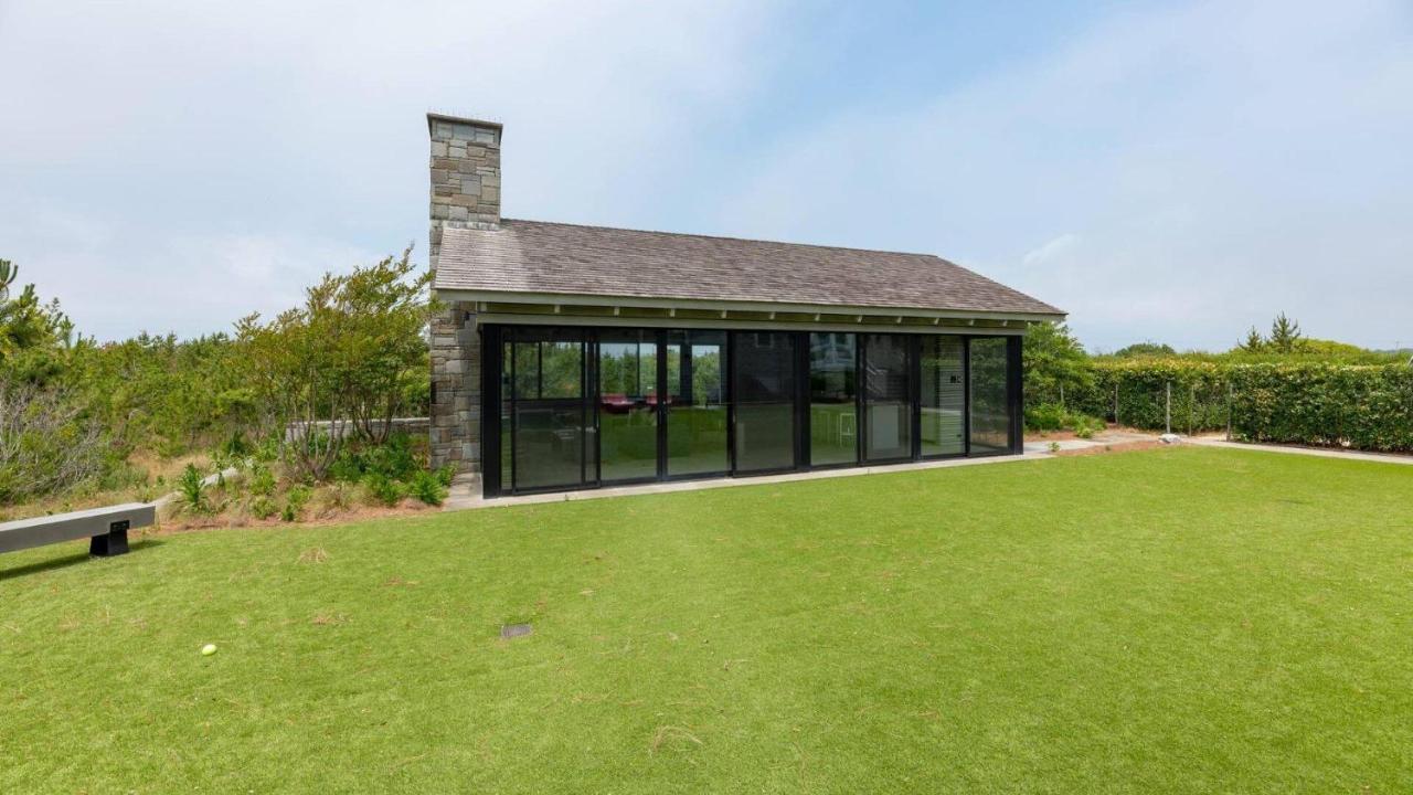 Amagansett Beachfront Beauty Villa Exterior photo